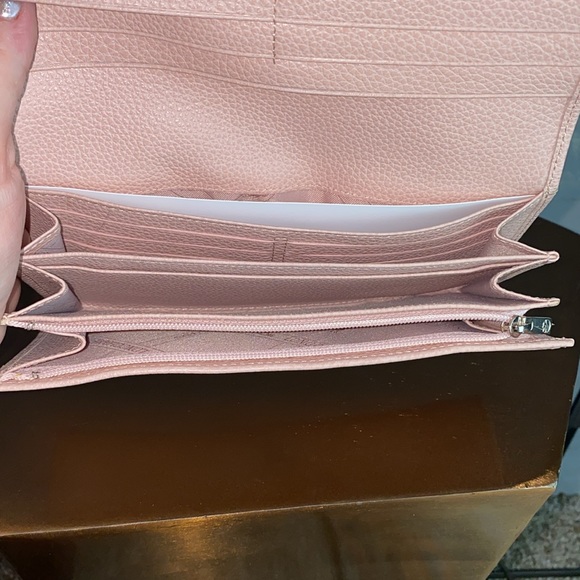 Like new Longchamp pale pink leather wallet - Picture 8 of 9